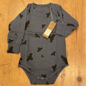 NWT Moi kidz onesie 6-12M